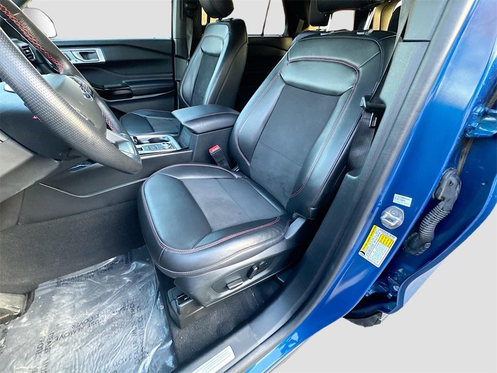 used 2022 Ford Explorer car, priced at $28,400