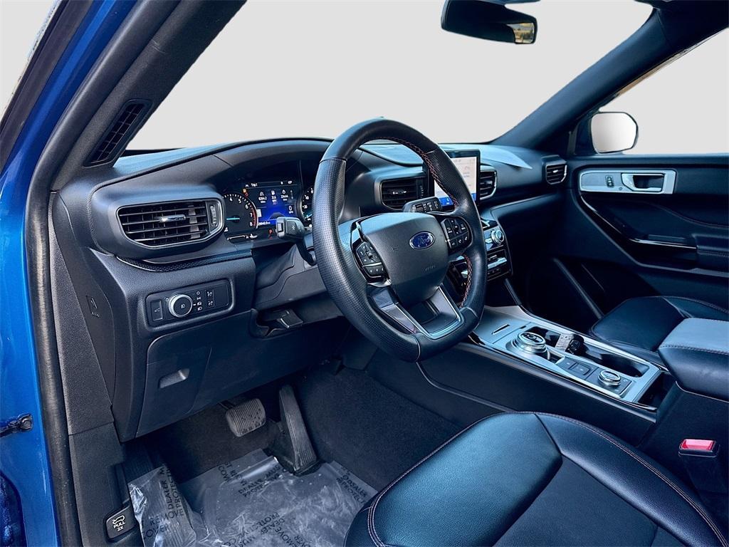used 2022 Ford Explorer car, priced at $28,400