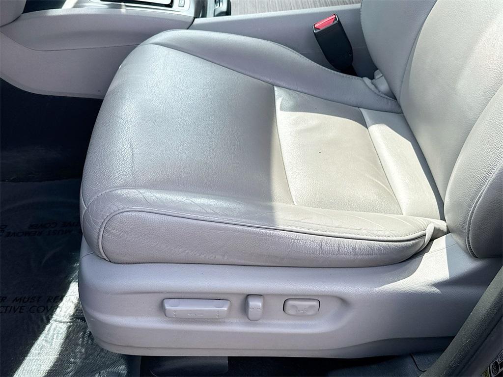 used 2016 Honda Pilot car, priced at $15,600