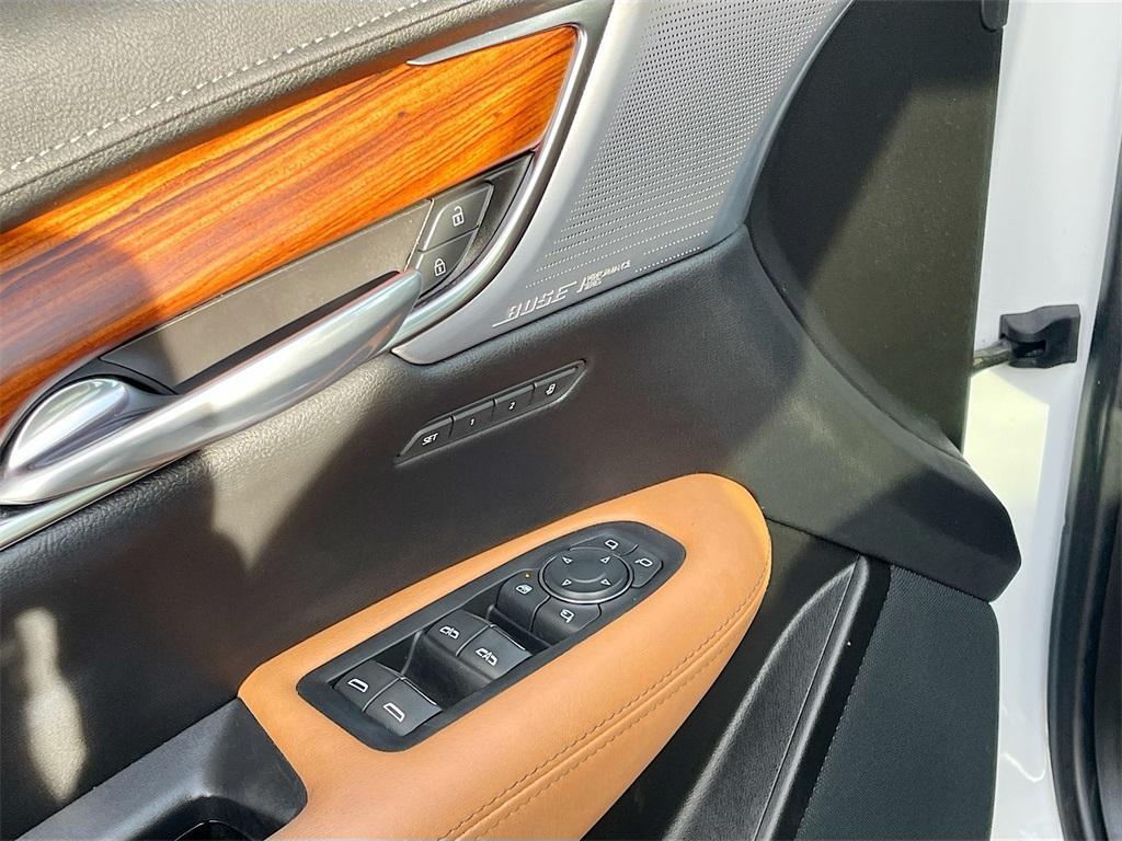 used 2022 Cadillac XT5 car, priced at $29,303