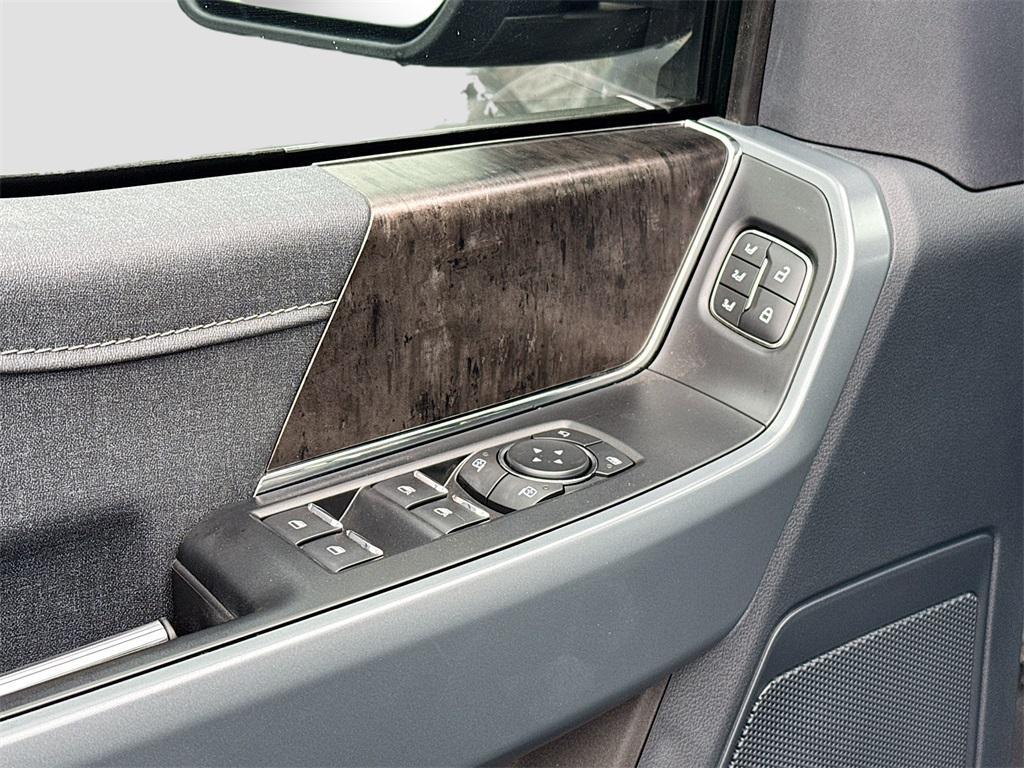 used 2022 Ford F-150 car, priced at $37,400