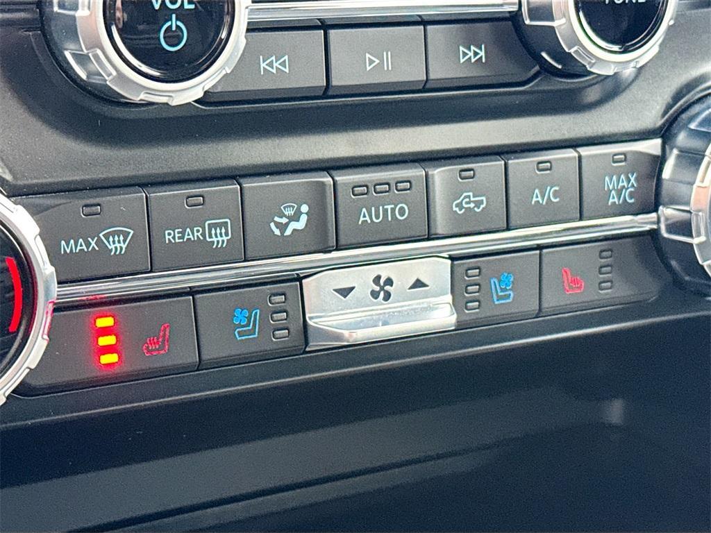 used 2022 Ford F-150 car, priced at $37,400
