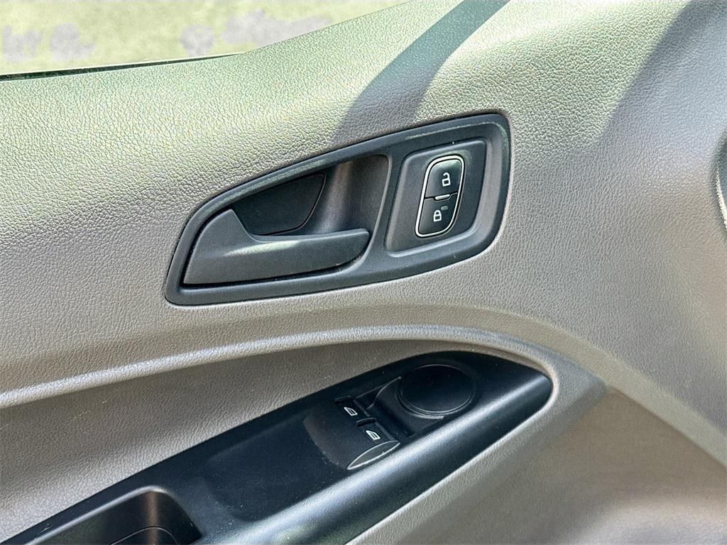 used 2022 Ford Transit Connect car, priced at $28,200