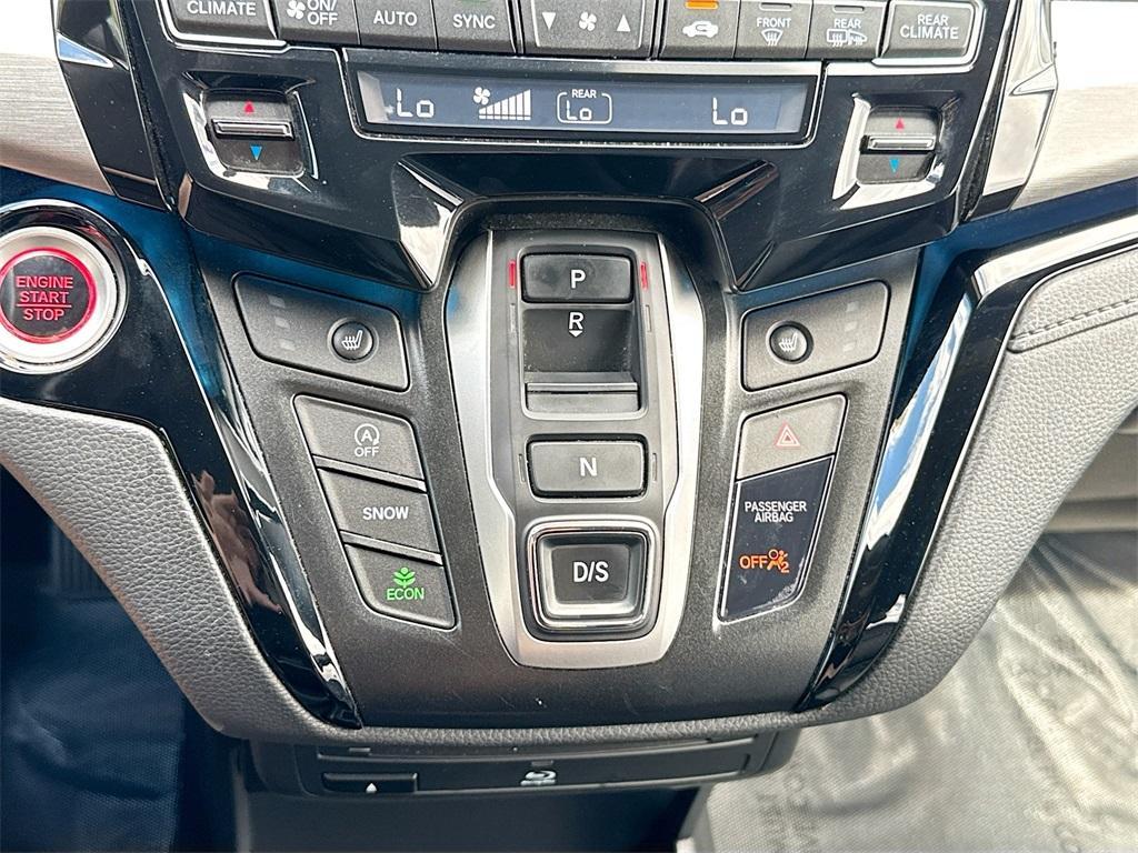 used 2021 Honda Odyssey car, priced at $26,900