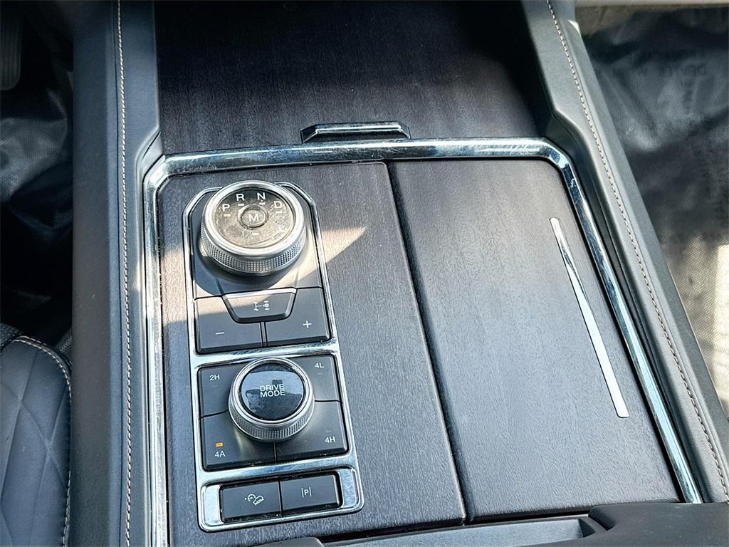 used 2022 Ford Expedition Max car, priced at $47,000