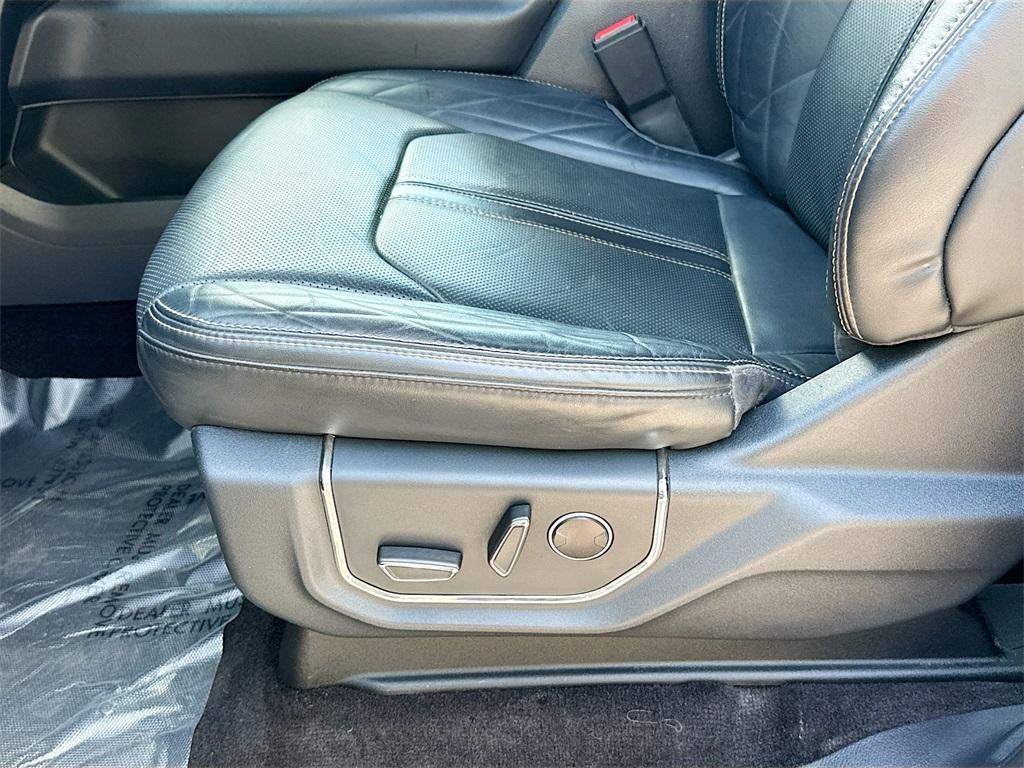 used 2022 Ford Expedition Max car, priced at $47,000