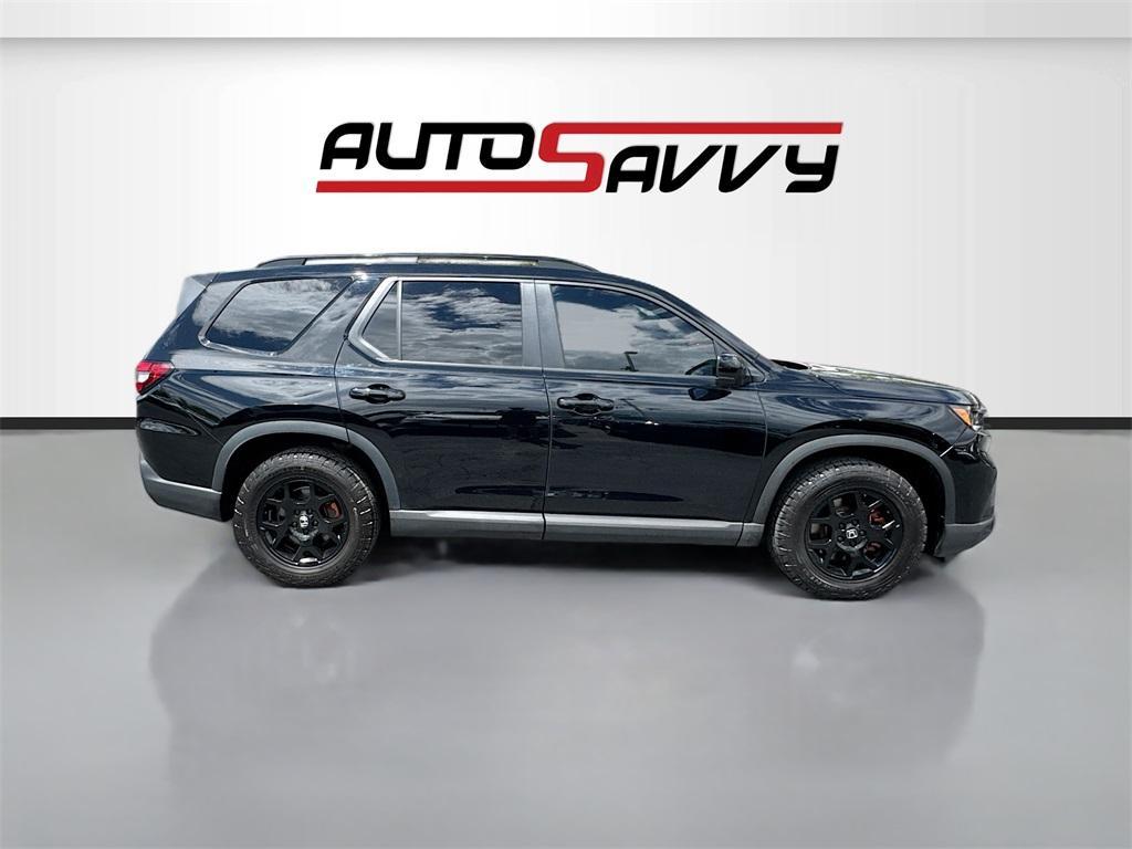 used 2024 Honda Pilot car, priced at $35,600