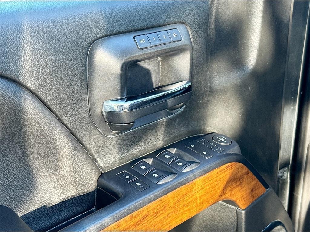 used 2018 Chevrolet Silverado 1500 car, priced at $27,100