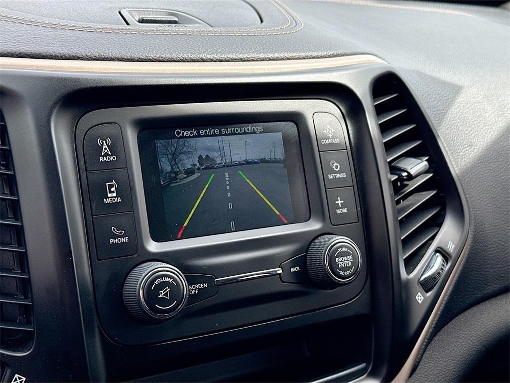used 2016 Jeep Cherokee car, priced at $9,000