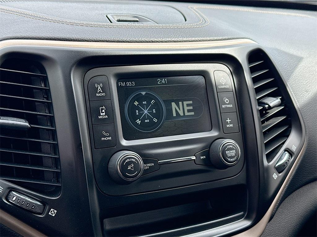 used 2016 Jeep Cherokee car, priced at $9,600