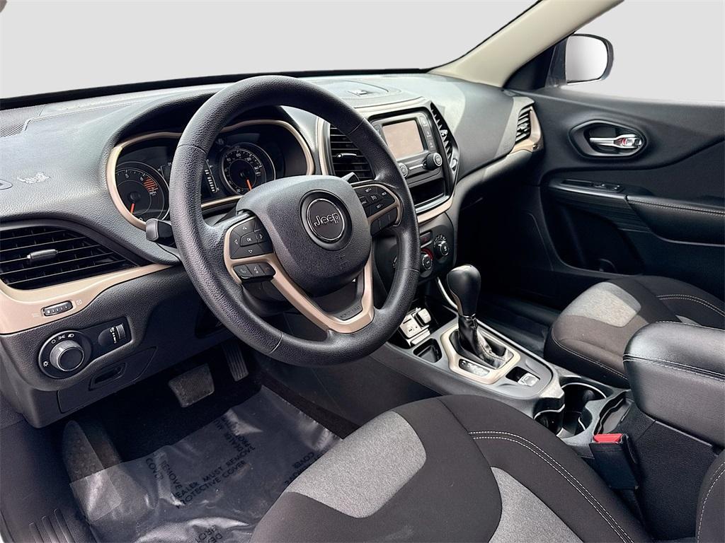 used 2016 Jeep Cherokee car, priced at $9,000