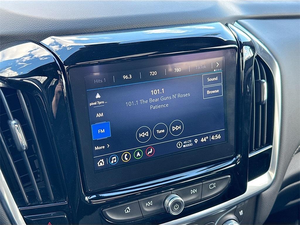 used 2023 Chevrolet Traverse car, priced at $35,800