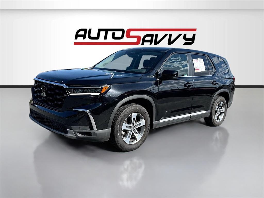 used 2023 Honda Pilot car, priced at $32,100