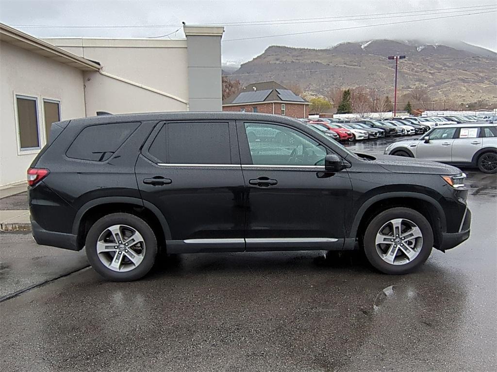 used 2023 Honda Pilot car, priced at $32,100