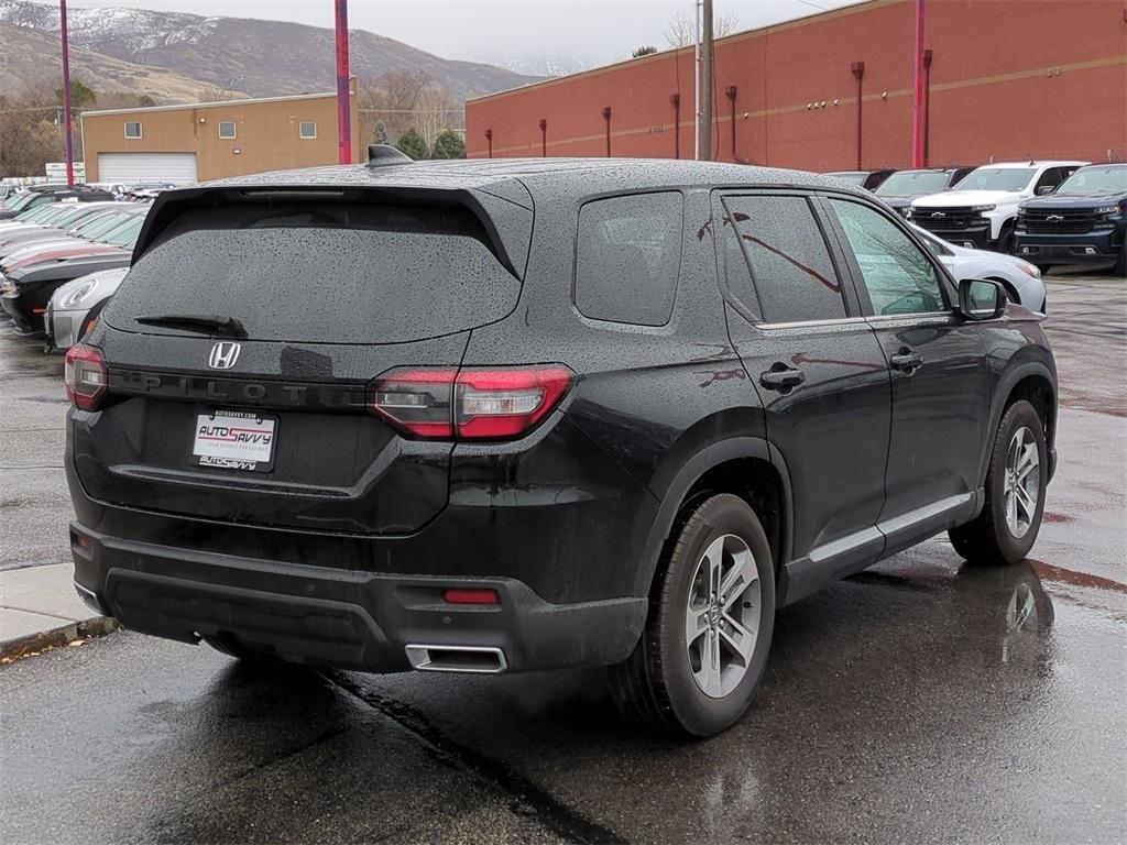 used 2023 Honda Pilot car, priced at $32,100
