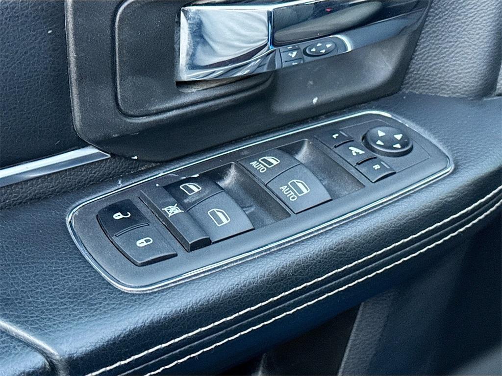used 2022 Ram 1500 Classic car, priced at $27,100