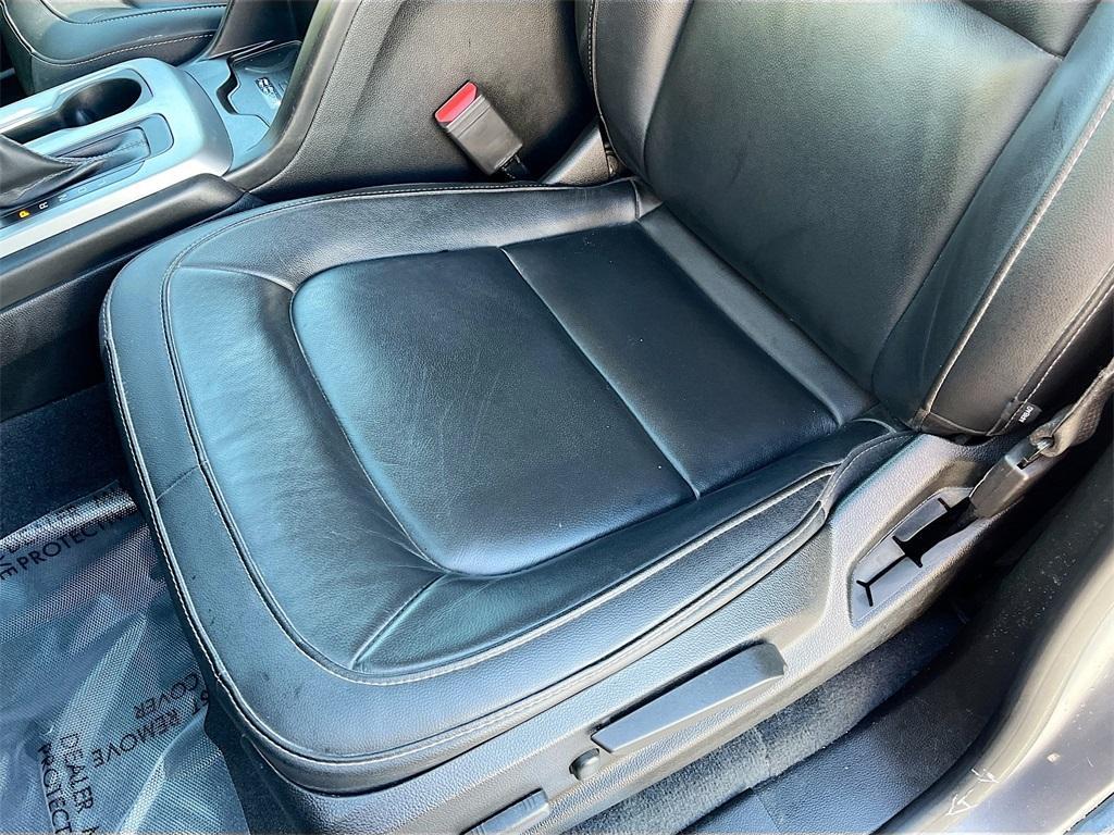 used 2022 Chevrolet Colorado car, priced at $32,400