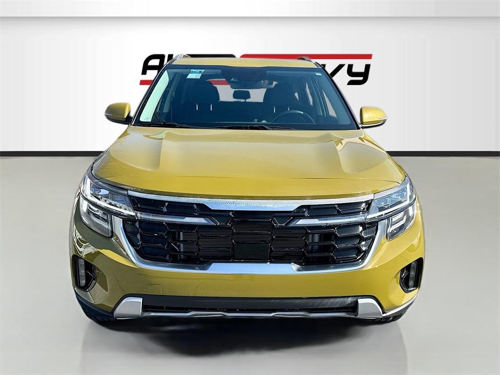 used 2024 Kia Seltos car, priced at $22,600