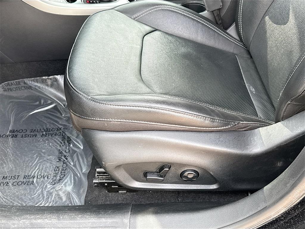 used 2021 Jeep Compass car, priced at $17,000