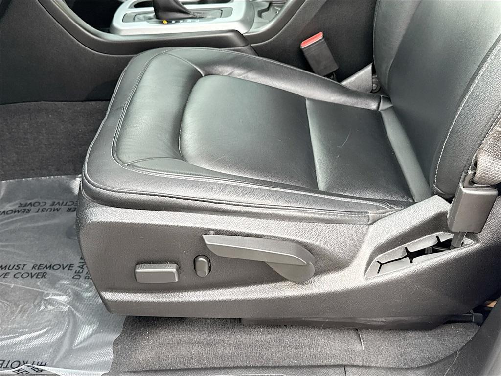 used 2021 Chevrolet Colorado car, priced at $34,600