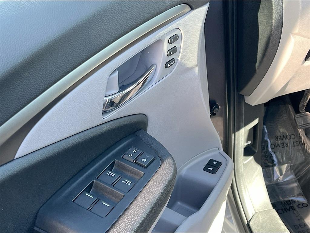 used 2021 Honda Pilot car, priced at $23,700