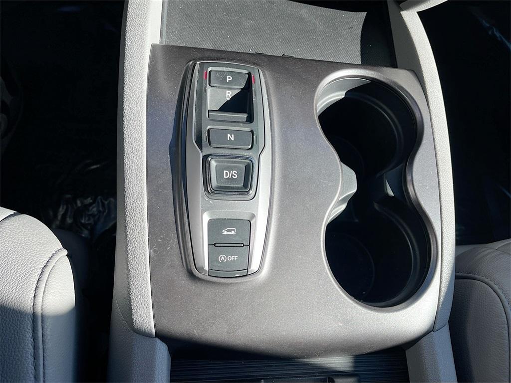 used 2021 Honda Pilot car, priced at $23,700