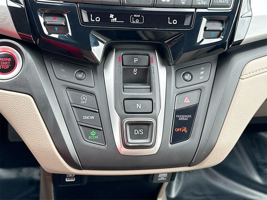 used 2024 Honda Odyssey car, priced at $35,000