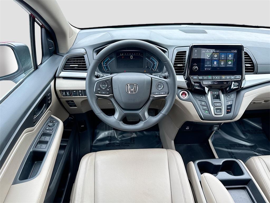 used 2024 Honda Odyssey car, priced at $35,000