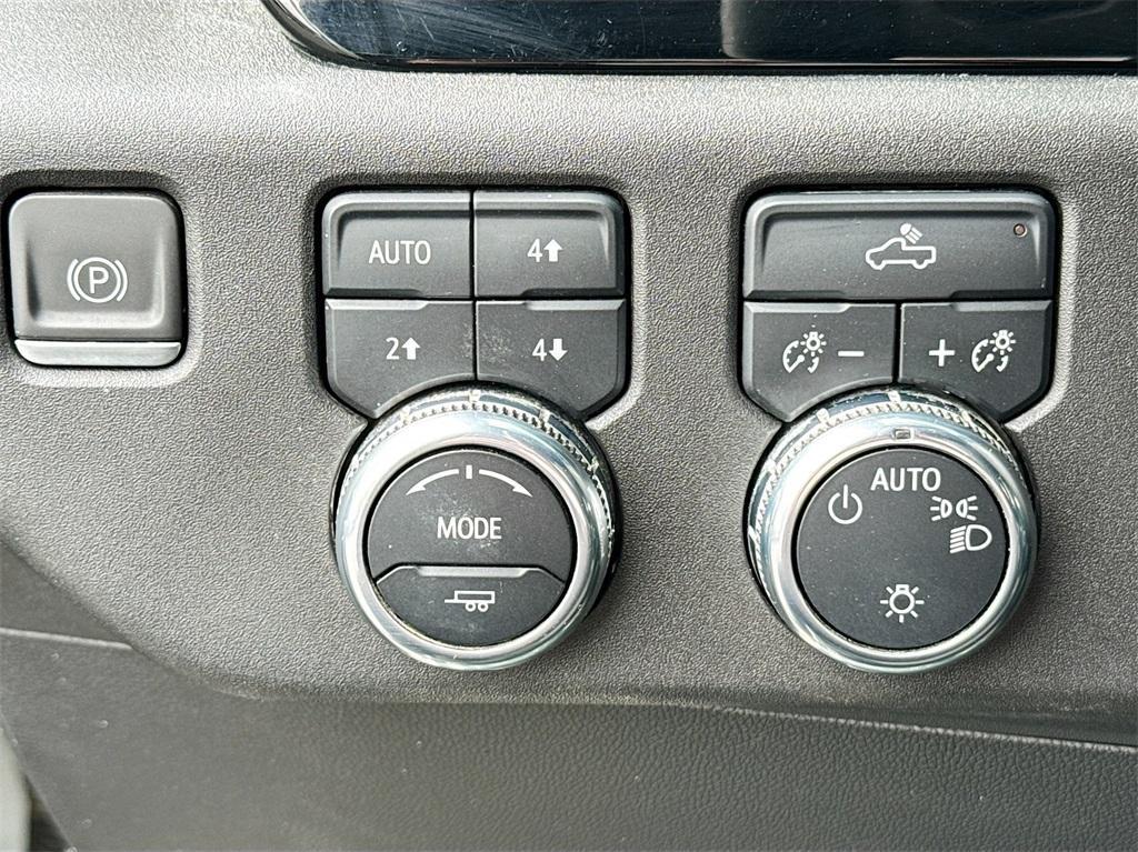 used 2023 GMC Sierra 1500 car, priced at $37,400
