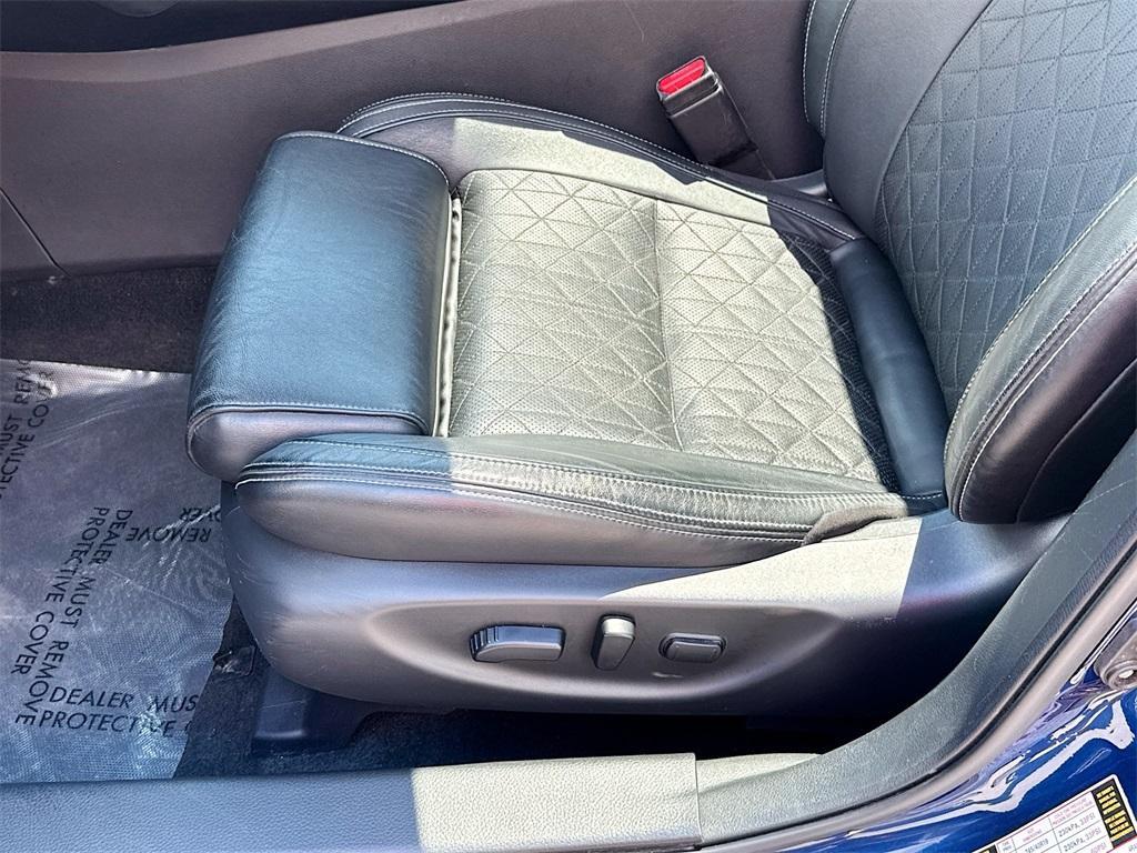 used 2022 Nissan Maxima car, priced at $23,600