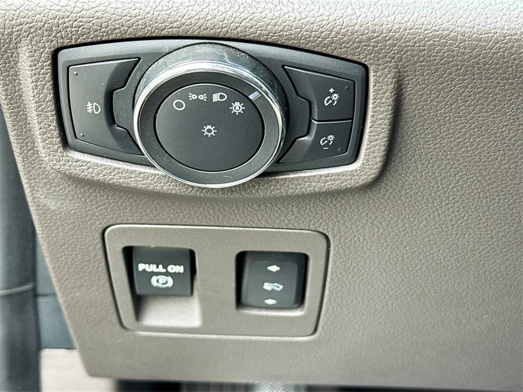 used 2021 Ford Expedition car, priced at $36,000