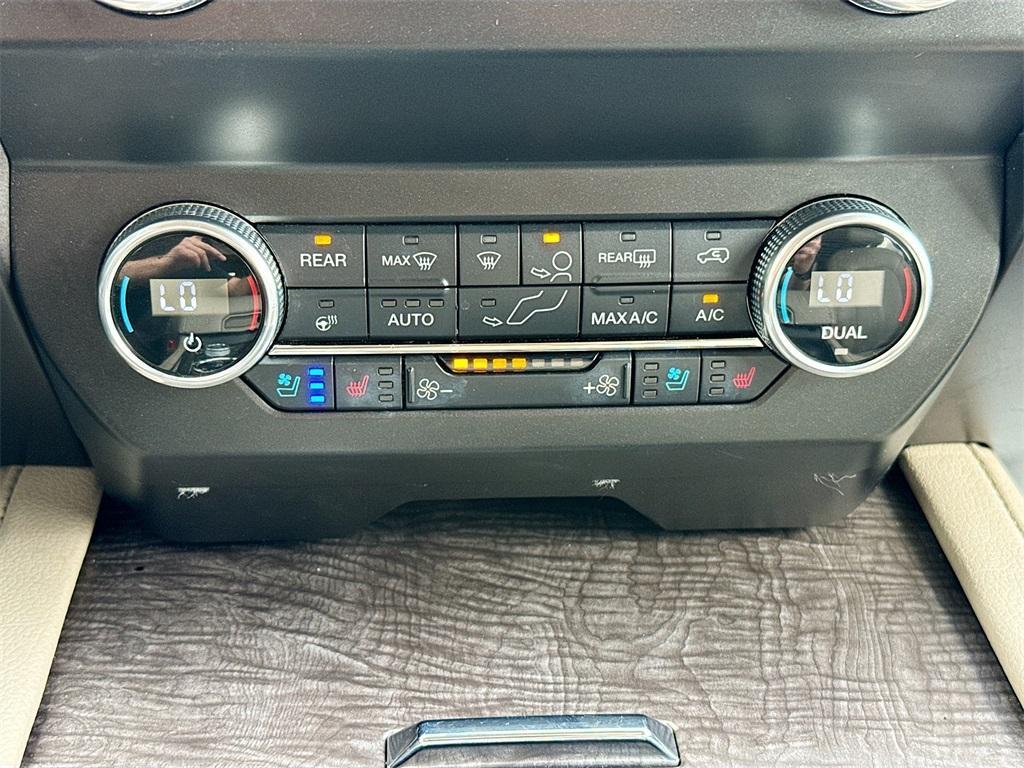 used 2021 Ford Expedition car, priced at $36,000