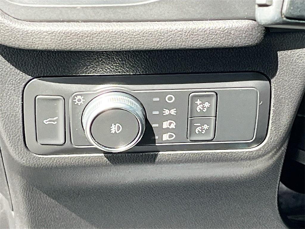 used 2022 Ford Escape car, priced at $22,600