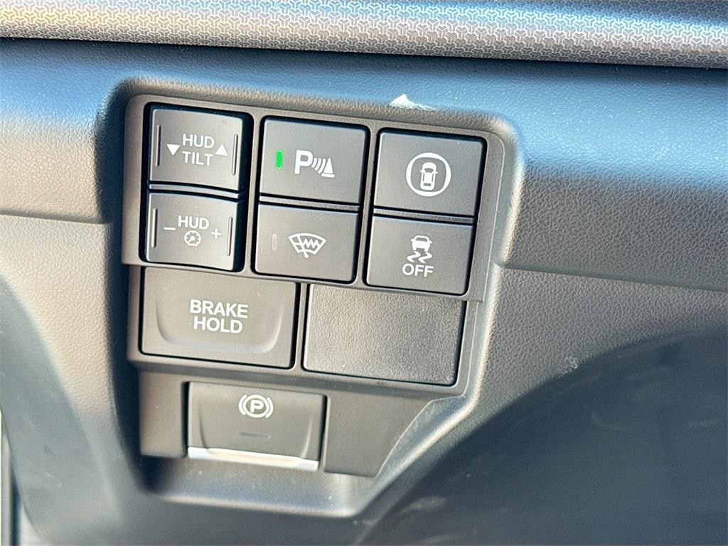 used 2024 Acura RDX car, priced at $37,800