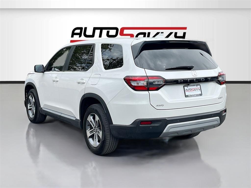 used 2025 Honda Pilot car, priced at $36,500