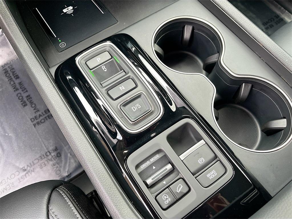 used 2025 Honda Pilot car, priced at $36,500