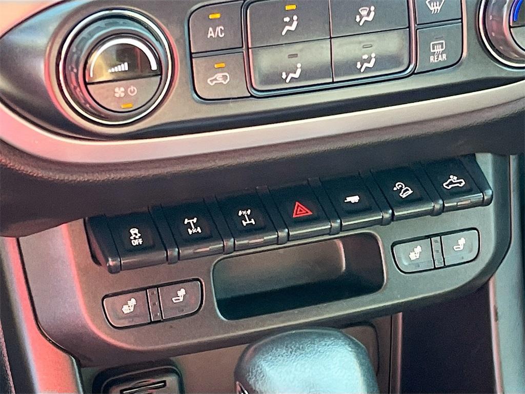 used 2022 Chevrolet Colorado car, priced at $32,400