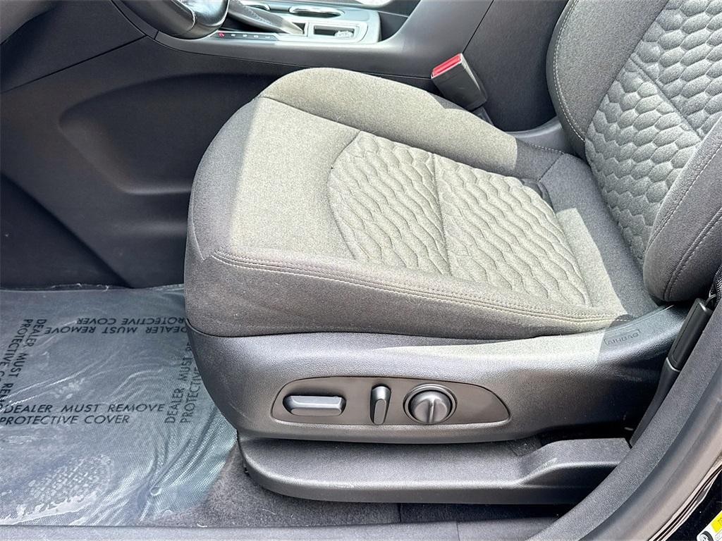 used 2021 Chevrolet Equinox car, priced at $18,000