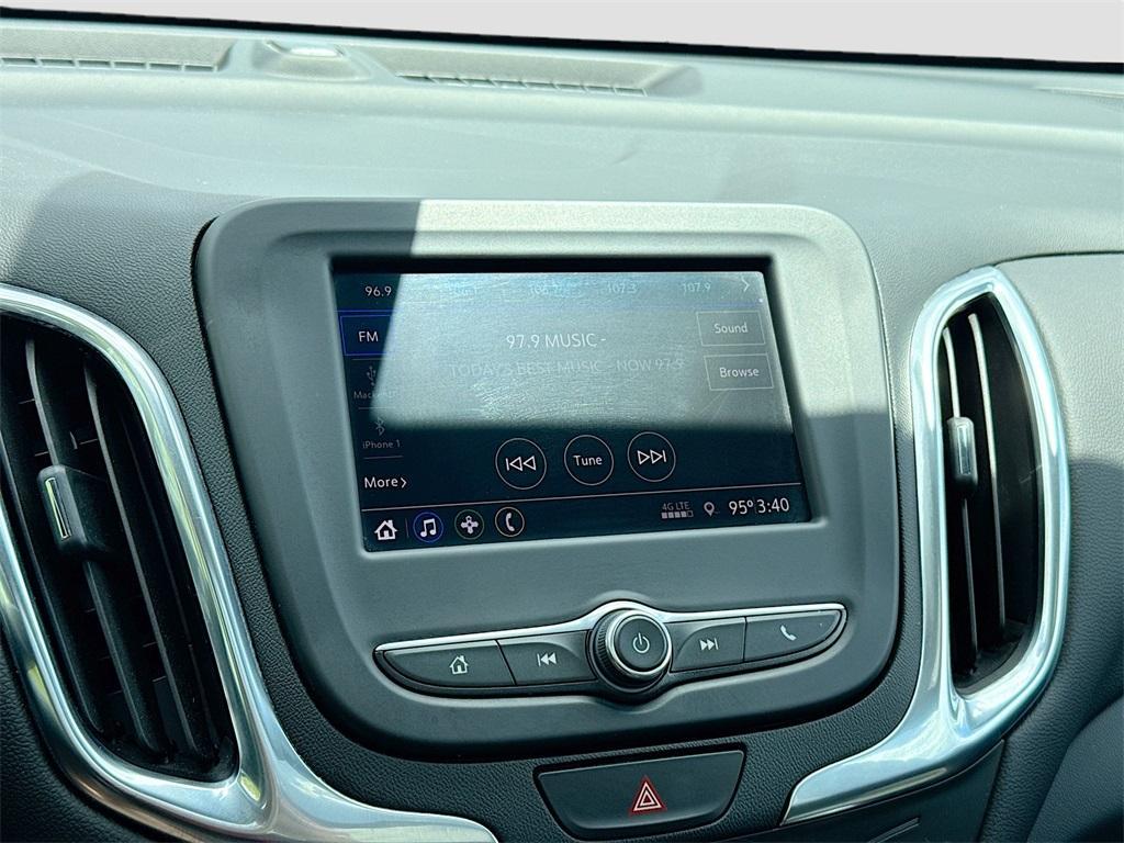 used 2021 Chevrolet Equinox car, priced at $18,000