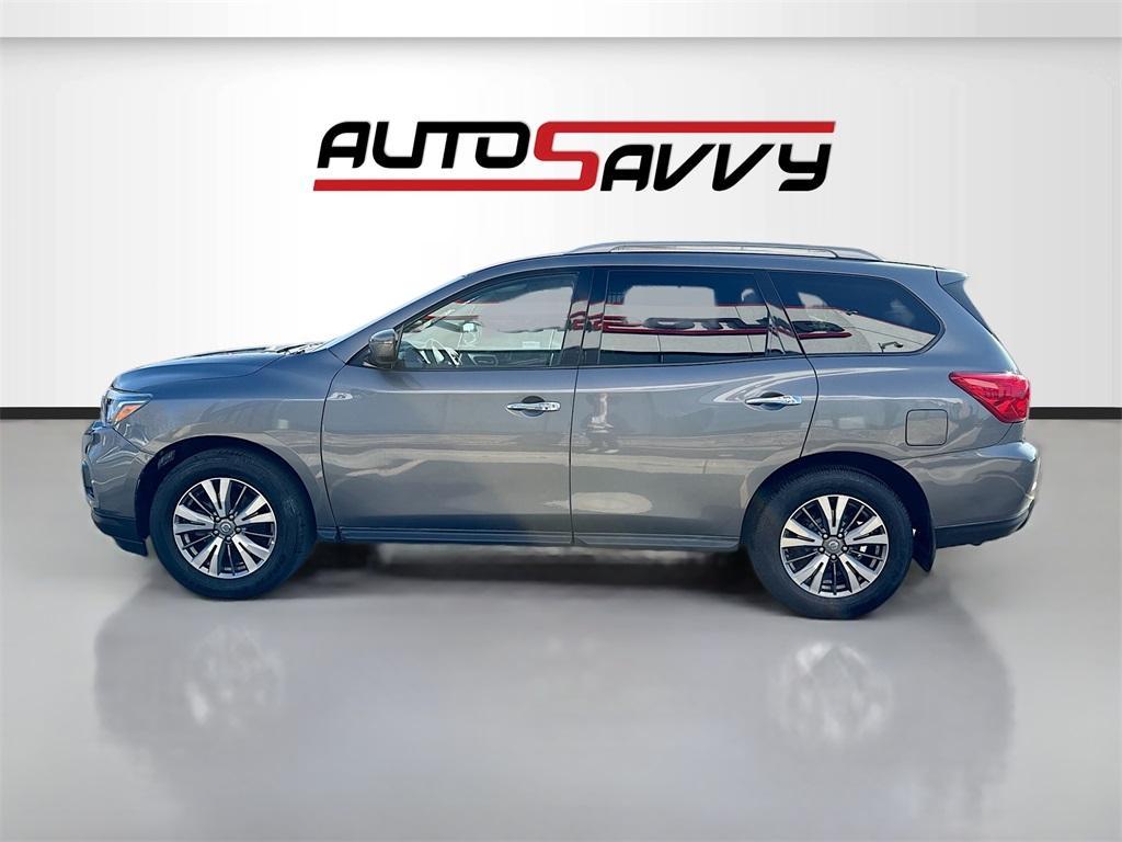 used 2020 Nissan Pathfinder car, priced at $18,300
