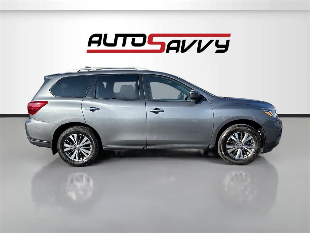 used 2020 Nissan Pathfinder car, priced at $18,300