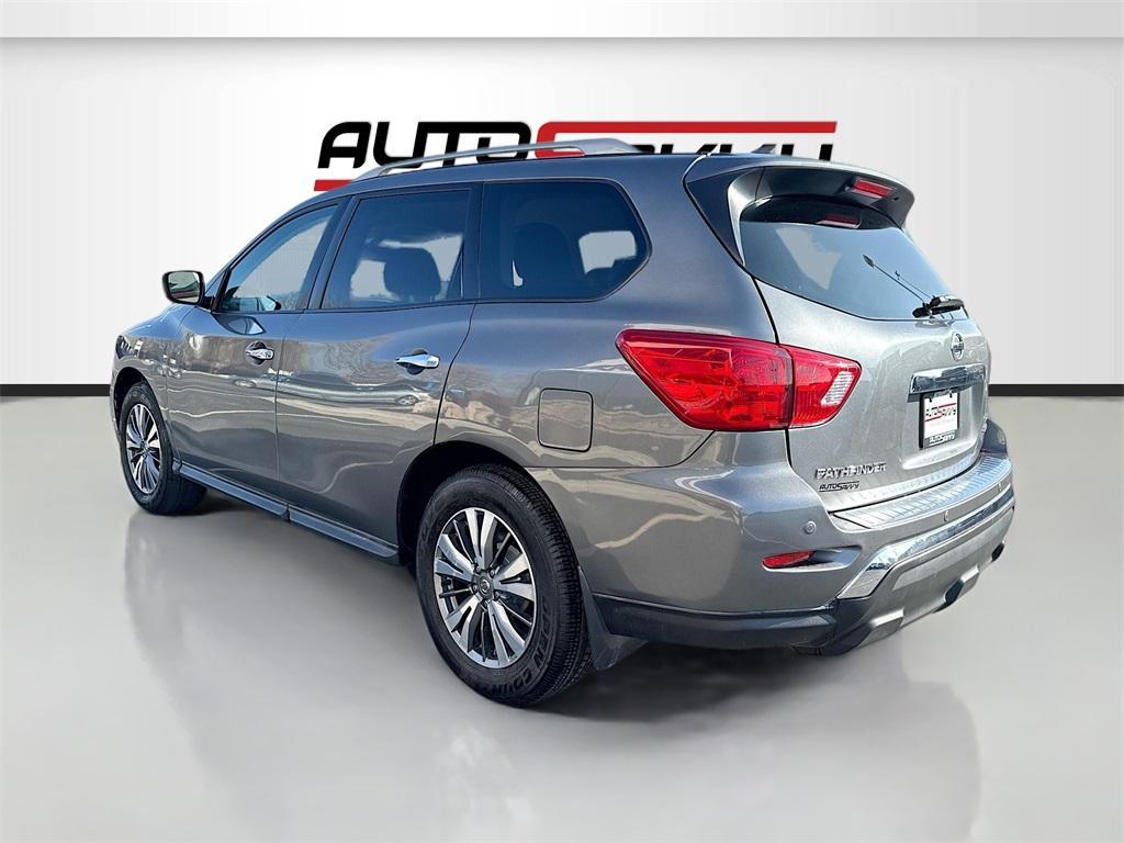 used 2020 Nissan Pathfinder car, priced at $18,300