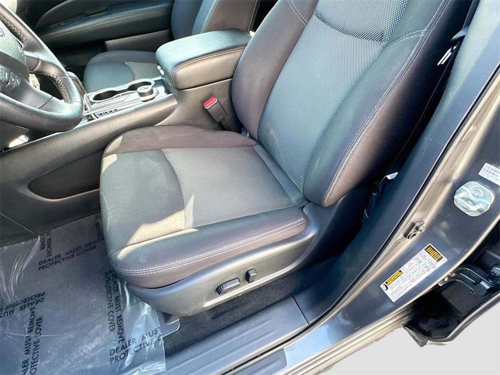 used 2020 Nissan Pathfinder car, priced at $18,300