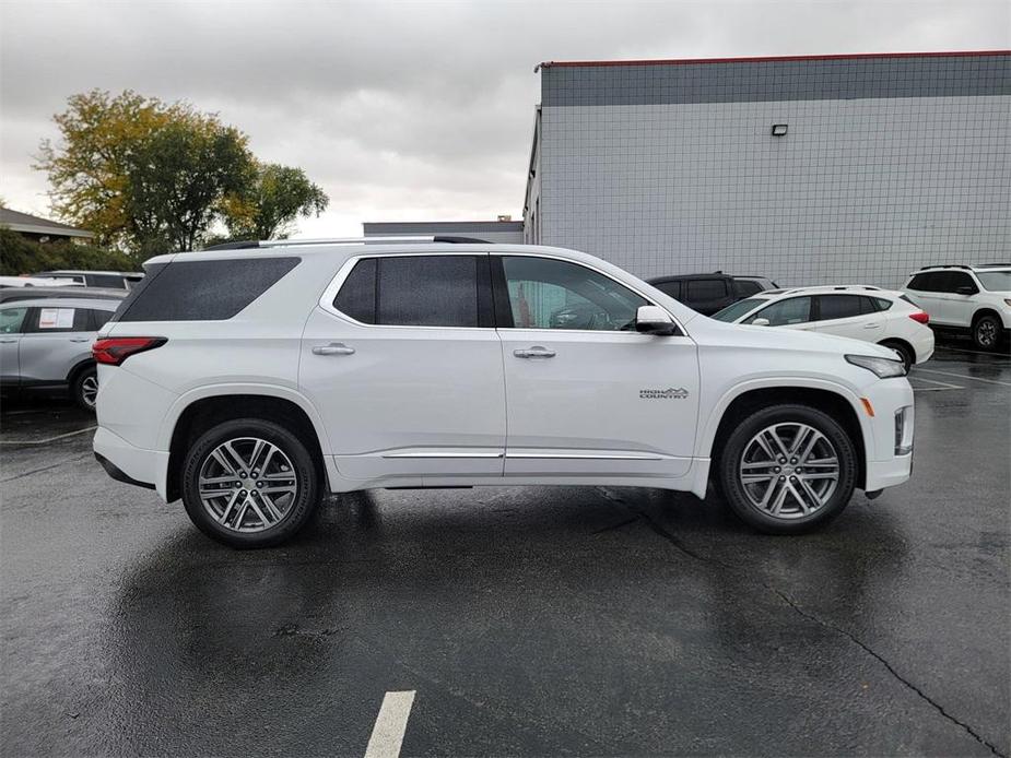 used 2022 Chevrolet Traverse car, priced at $32,000