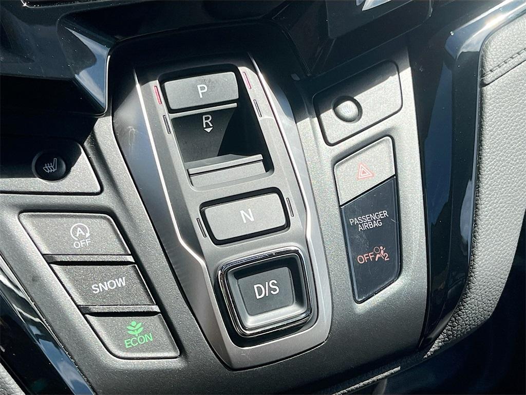 used 2024 Honda Odyssey car, priced at $32,800