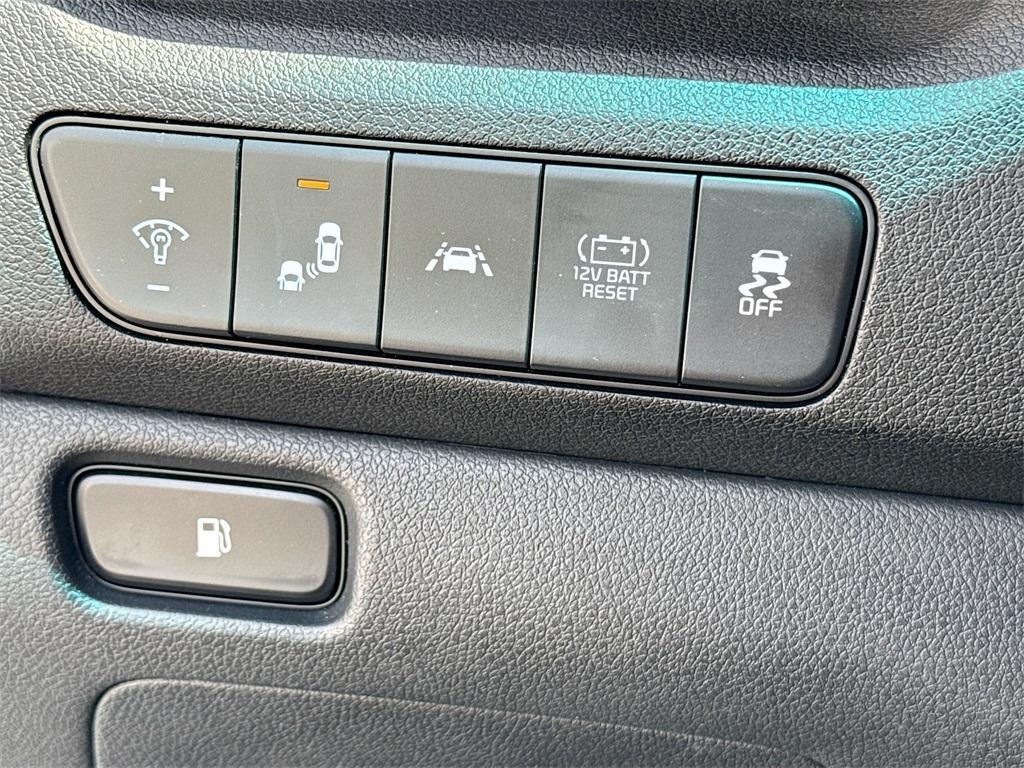 used 2022 Kia Niro car, priced at $21,000