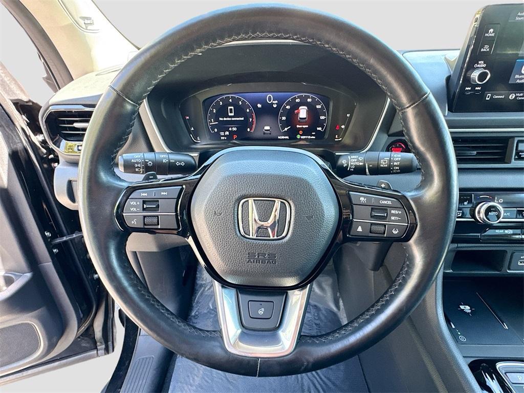 used 2023 Honda Pilot car, priced at $38,600