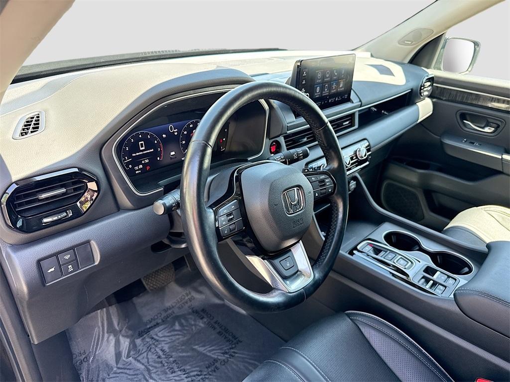 used 2023 Honda Pilot car, priced at $38,600