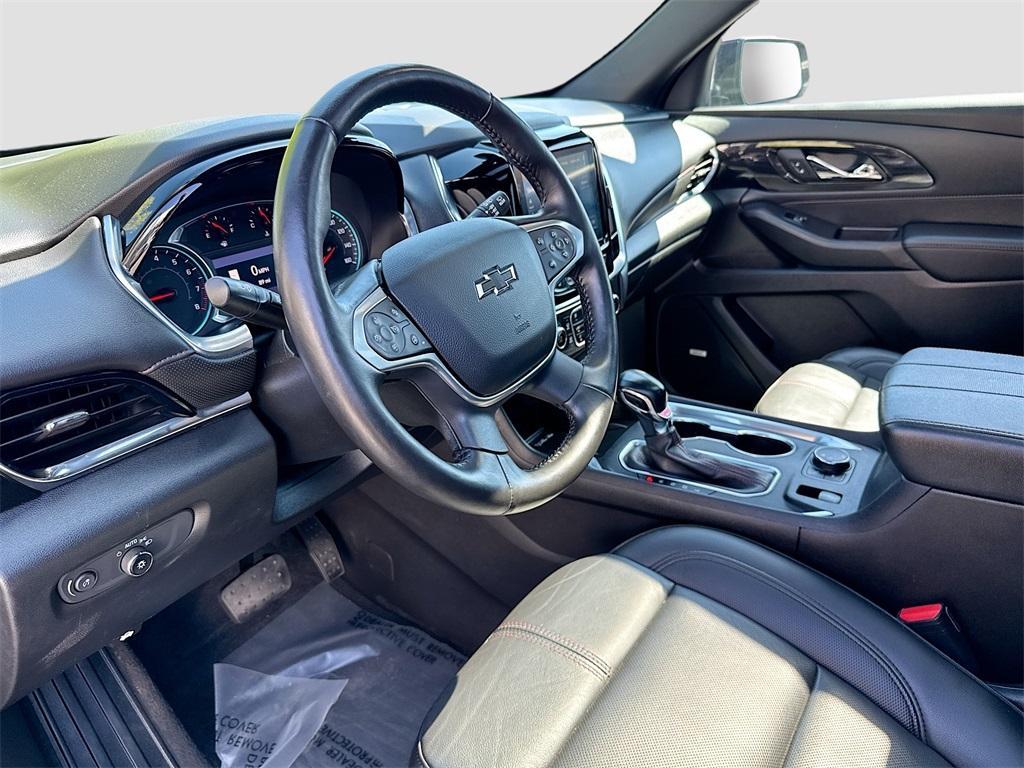 used 2022 Chevrolet Traverse car, priced at $28,700