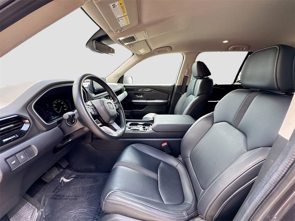 used 2024 Honda Pilot car, priced at $35,000